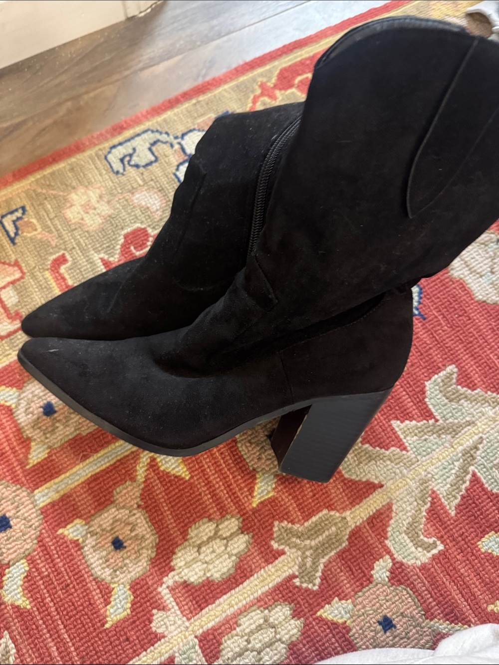 Lulu’s Women’s Black Suede Block Heel Boots